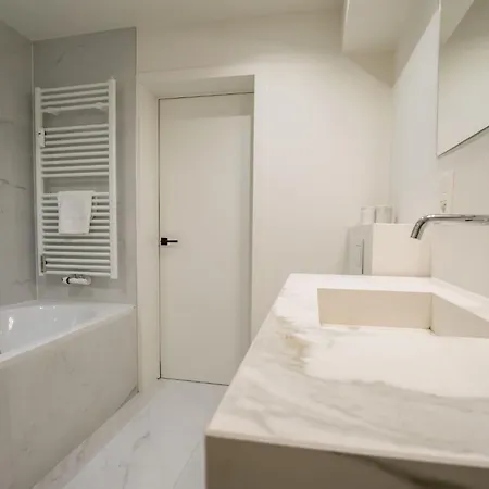 Chateauneuf With Parking By Interhome Διαμέρισμα Knokke-Heist